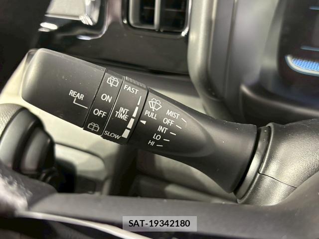 Suzuki SPACIA 2025-12 8216904-5