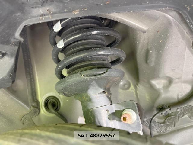 Suzuki SPACIA 2024-05 8220126-19