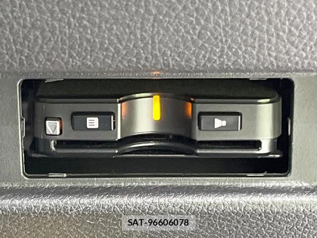 Suzuki SPACIA 2021-03 8220206-4
