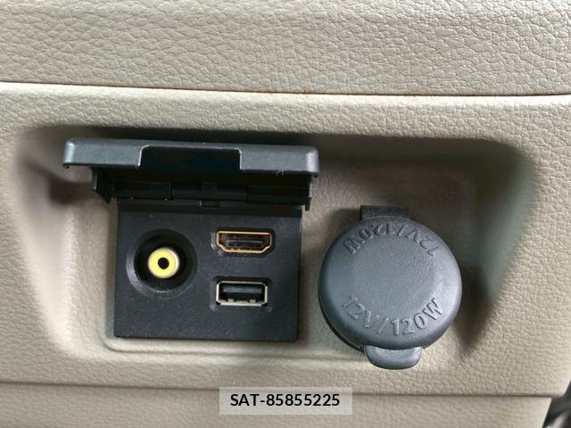 Suzuki SPACIA 2013-05 8221825-6