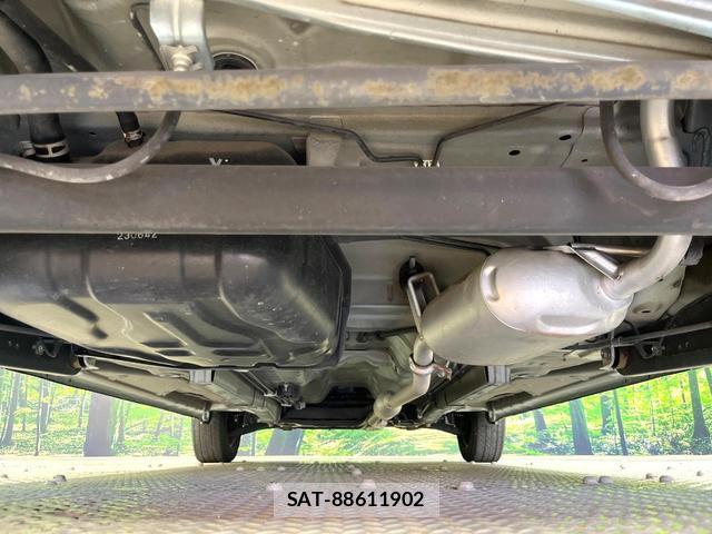 Suzuki SPACIA 2014-06 8222028-18