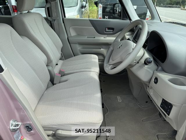 Suzuki SPACIA 2013-10 8222456-12