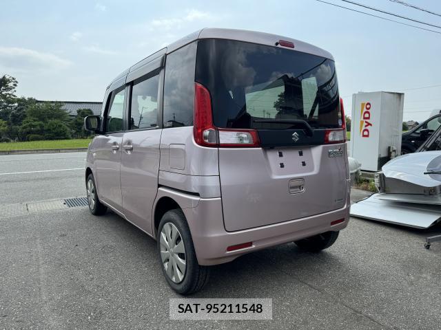 Suzuki SPACIA 2013-10 8222456-5