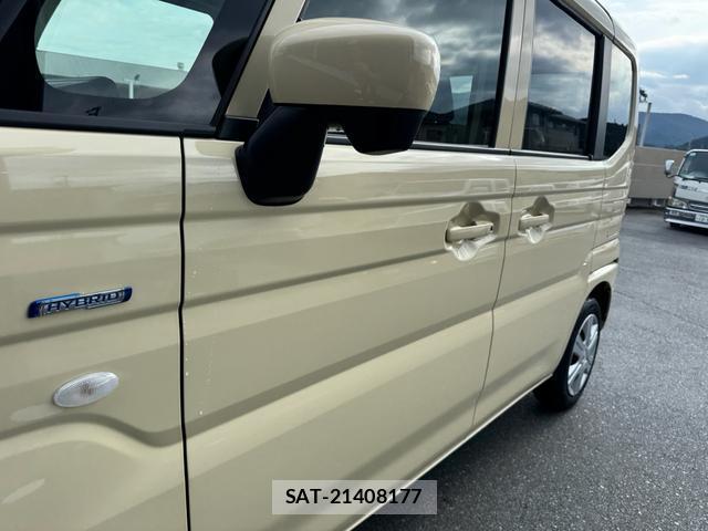 Suzuki SPACIA 2025-06 8223542-4