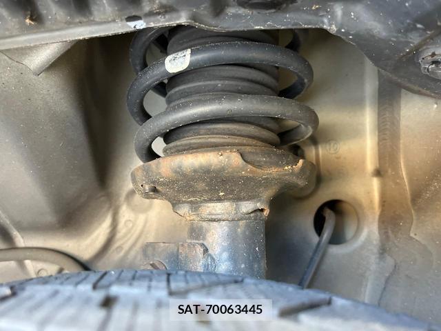 Suzuki SPACIA 2019-10 8223950-19