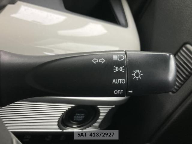 Suzuki SPACIA 2019-10 8225447-14