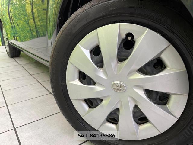 Toyota SPADE 2013-05 8216313-12