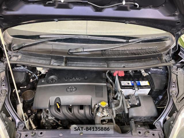 Toyota SPADE 2013-05 8216313-17