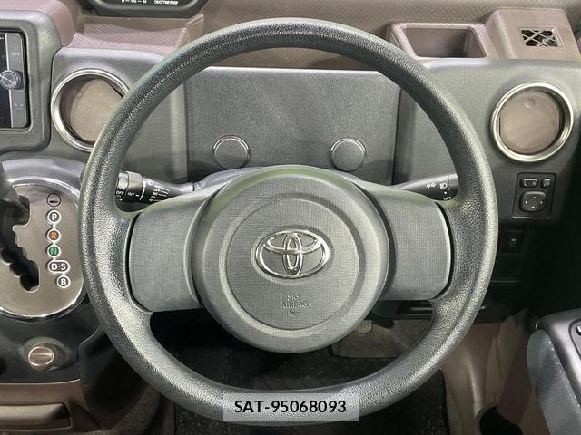 Toyota SPADE 2014-06 8220410-10