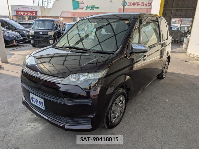 Toyota SPADE 2015-06 8220980-0