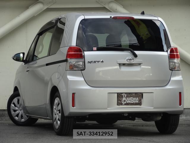 Toyota SPADE 2014-09 8221265-10