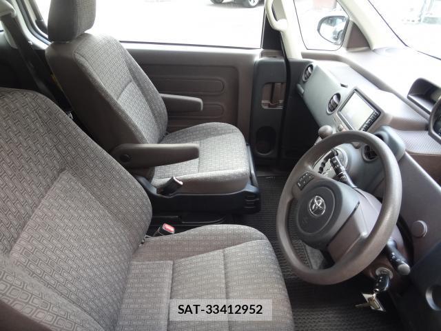 Toyota SPADE 2014-09 8221265-14