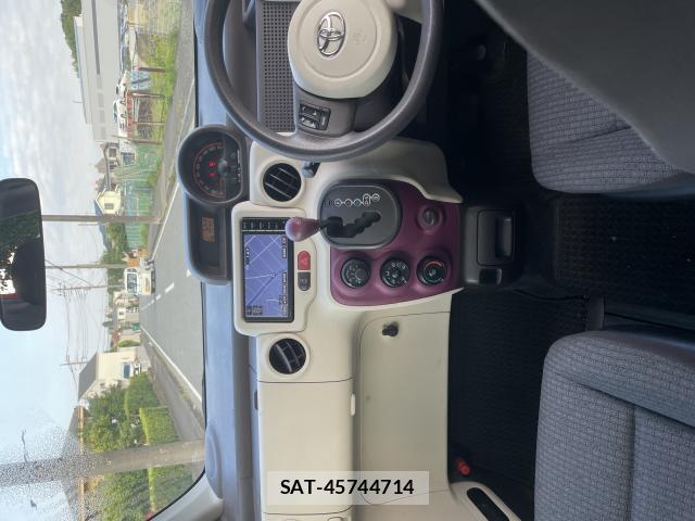 Toyota SPADE 2015-07 8222771-2