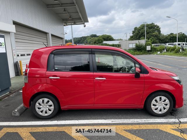 Toyota SPADE 2015-07 8222771-3