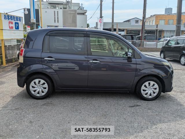 Toyota SPADE 2014-10 8222891-3