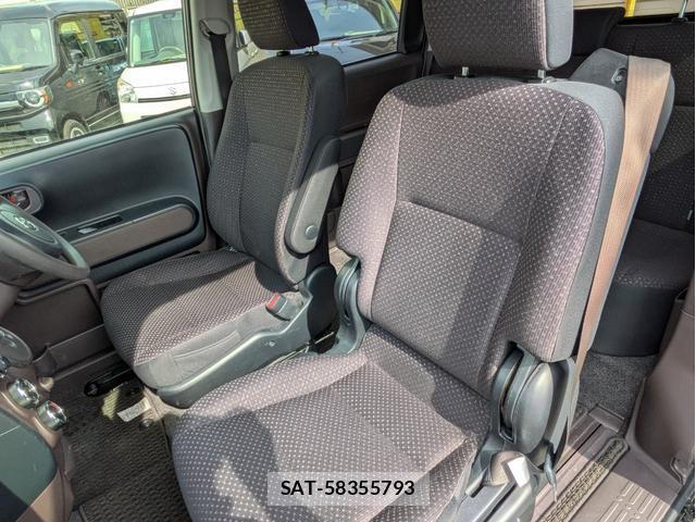 Toyota SPADE 2014-10 8222891-5