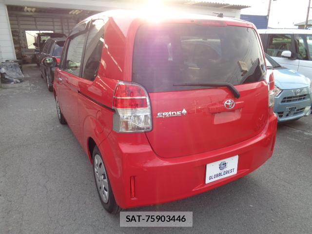 Toyota SPADE 2017-03 8223895-17