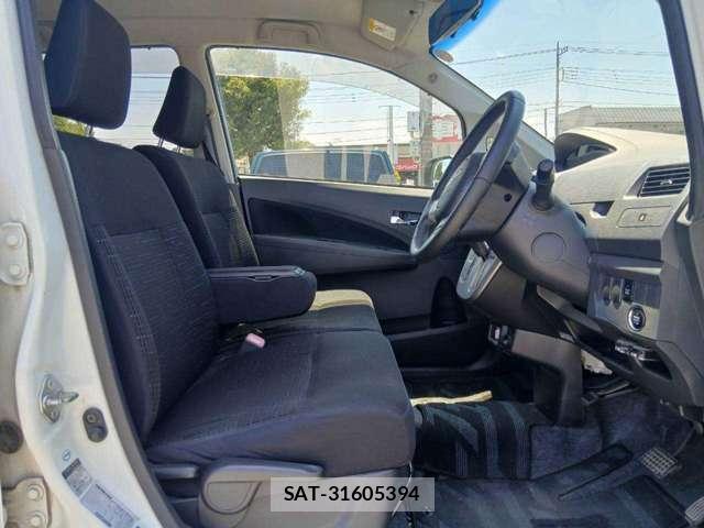 Subaru STELLA 2012-05 8222679-4