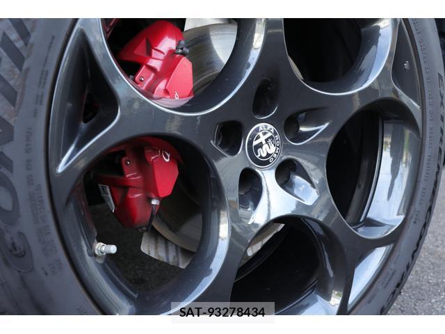 ALFA ROMEO STELVIO 2023-06 8224297-10