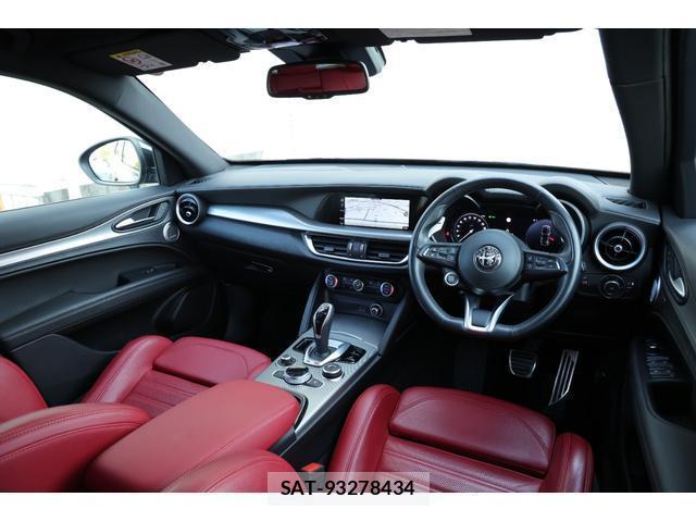 ALFA ROMEO STELVIO 2023-06 8224297-4