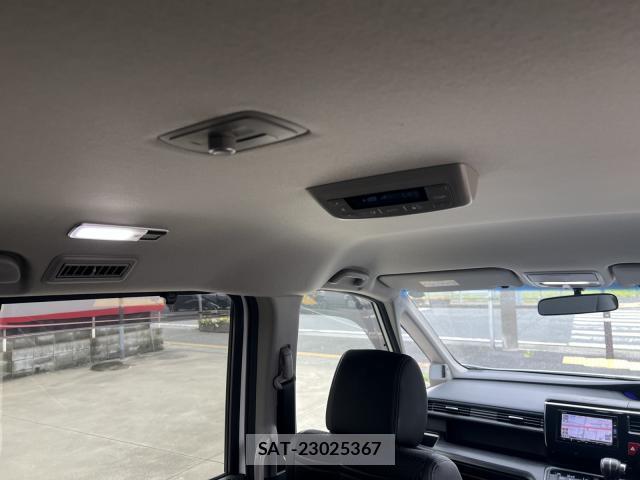 Honda e 2017-05 8216200-13
