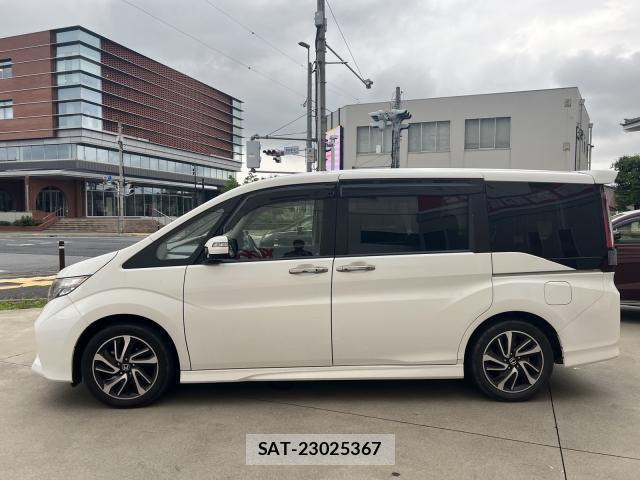 Honda e 2017-05 8216200-19