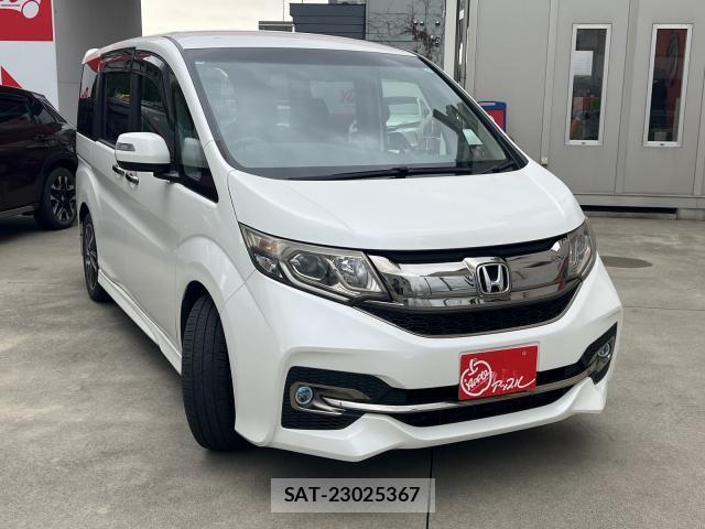 Honda e 2017-05 8216200-9