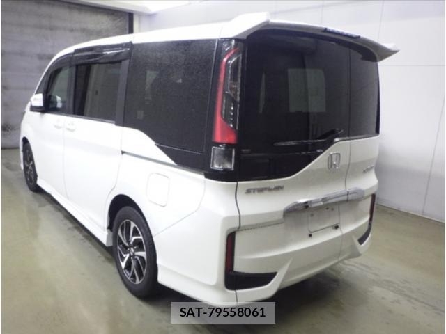 Honda e 2021-08 8216454-1