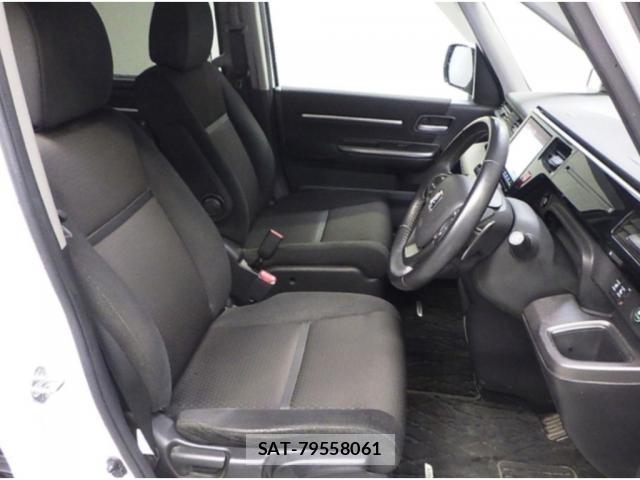 Honda e 2021-08 8216454-7