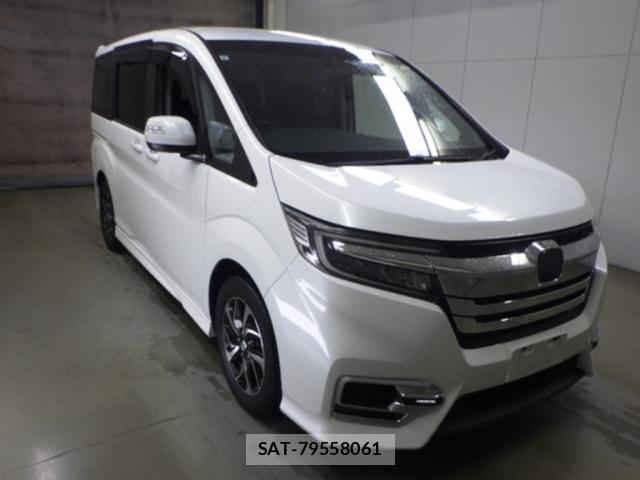 Honda e 2021-08 8216454-8