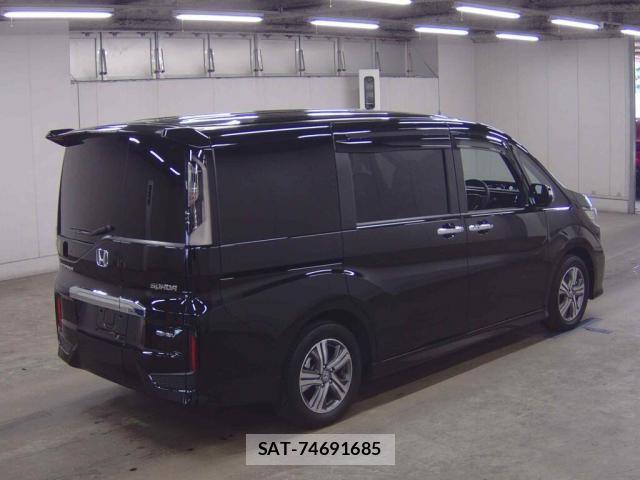 Honda e 2021-09 8216990-4