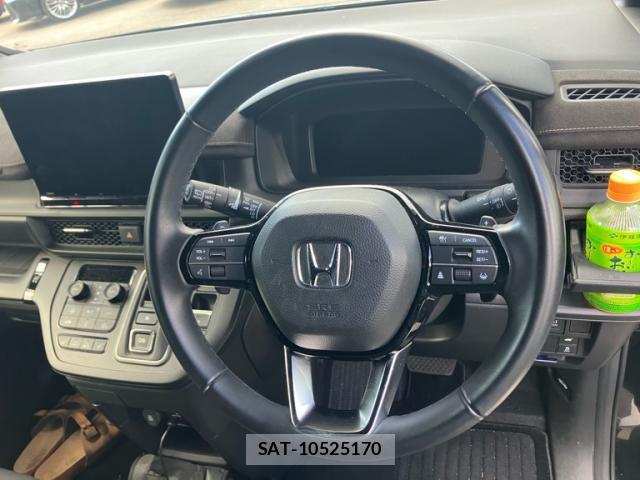 Honda e 2023-09 8217162-10