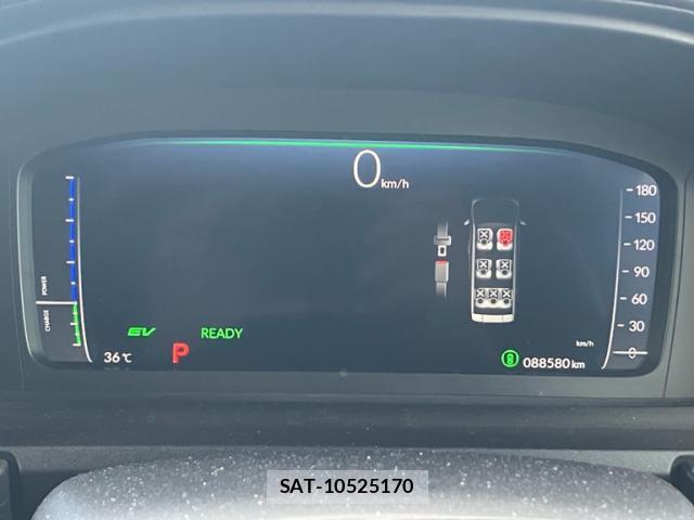 Honda e 2023-09 8217162-11