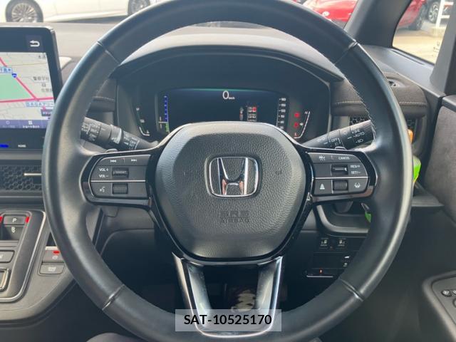 Honda e 2023-09 8217162-15