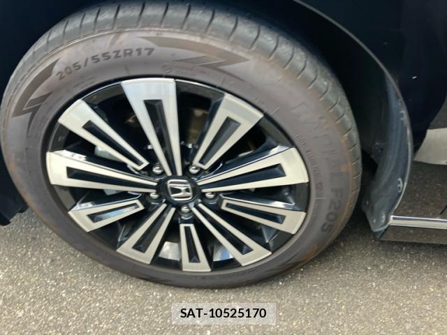 Honda e 2023-09 8217162-3