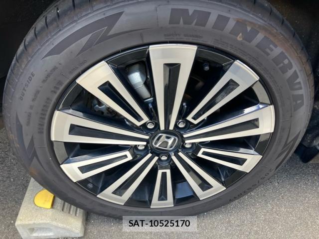 Honda e 2023-09 8217162-5