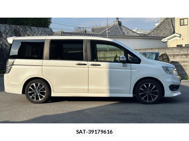Honda e 2013-09 8217248-3