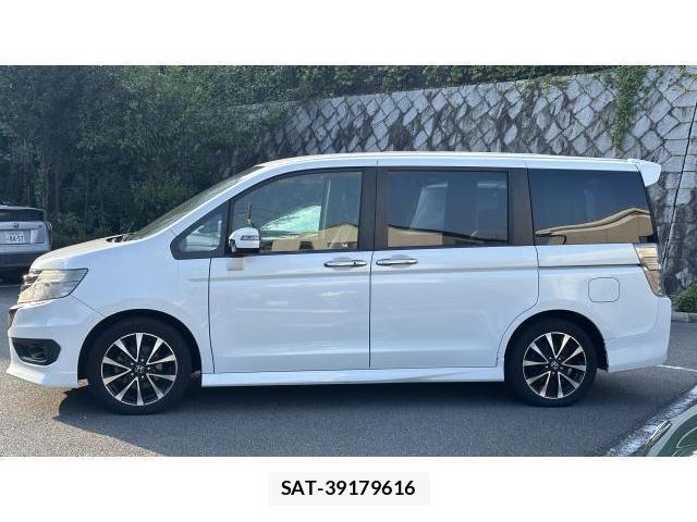Honda e 2013-09 8217248-4
