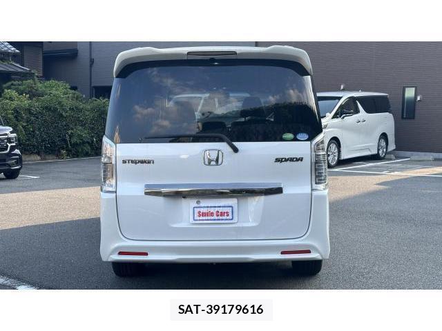 Honda e 2013-09 8217248-7