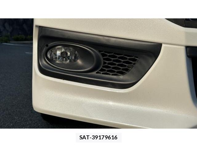 Honda e 2013-09 8217248-8
