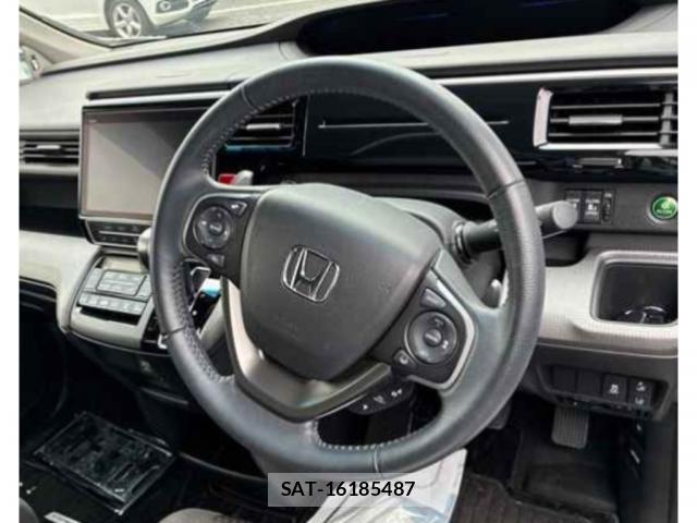 Honda e 2022-01 8217345-2