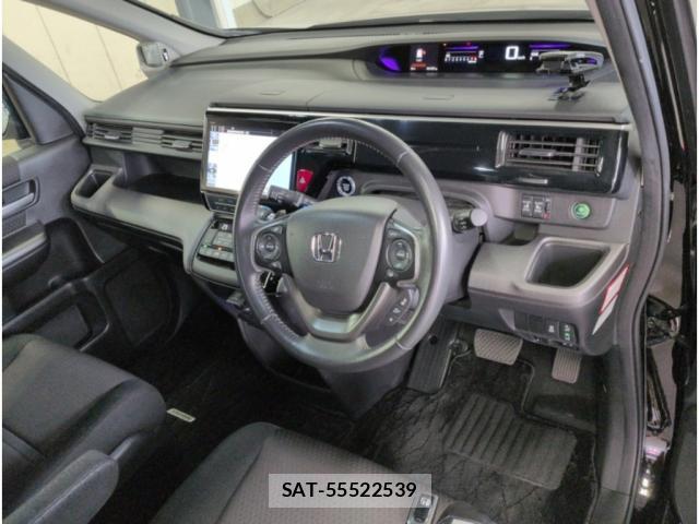 Honda e 2018-11 8217347-2