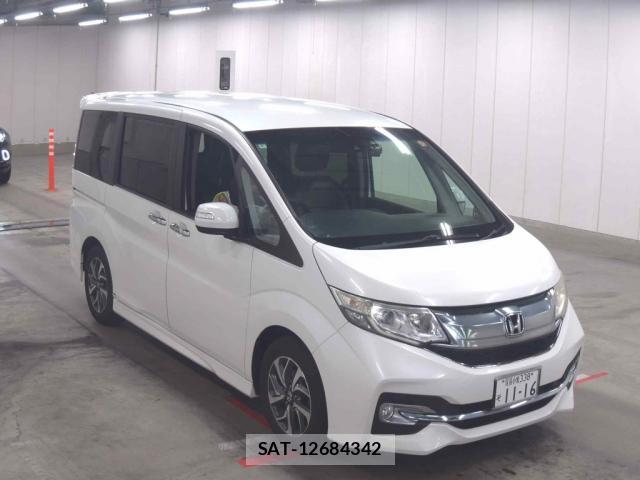 Honda e 2016-08 8217348-3