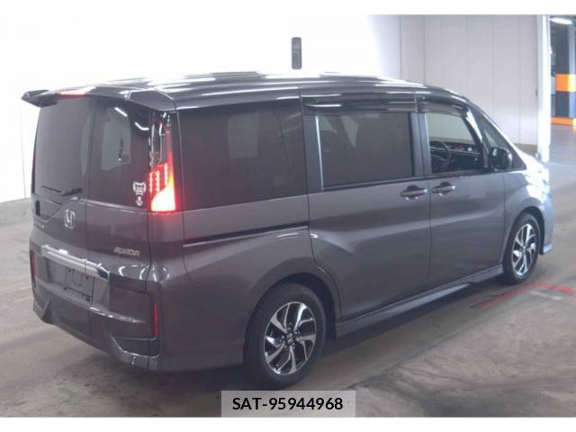 Honda e 2021-07 8217349-3