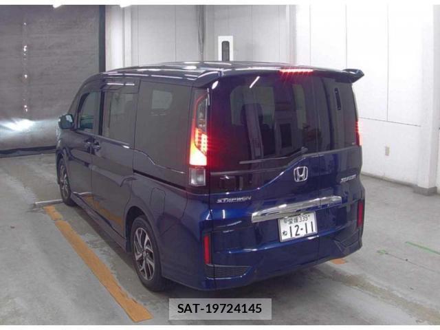 Honda e 2021-12 8217561-1