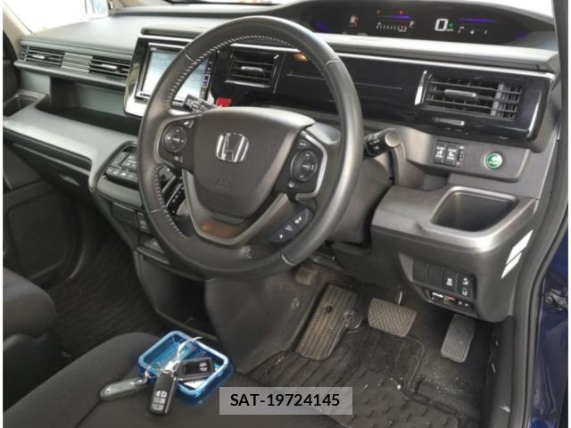 Honda e 2021-12 8217561-2