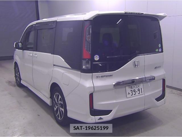 Honda e 2018-05 8217679-1