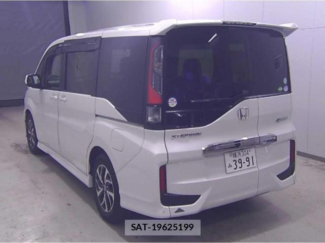 Honda e 2018-05 8217679-4