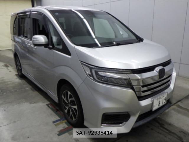 Honda e 2022-03 8217682-0