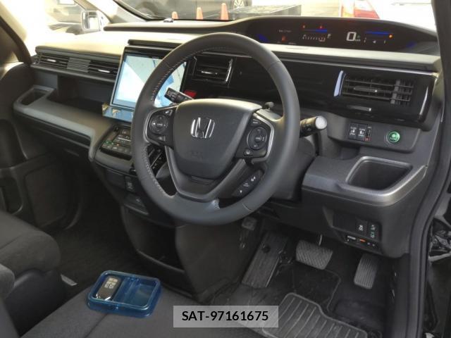 Honda e 2020-10 8217695-2